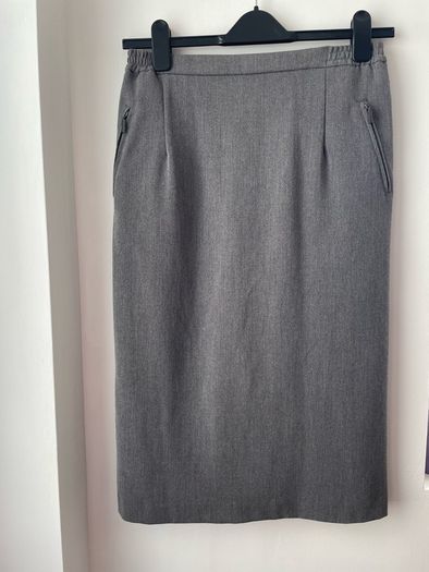Oscar B Grey stretch skirt fully lined size 12 New