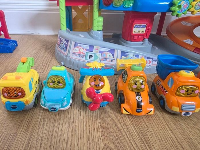 toot toot garage