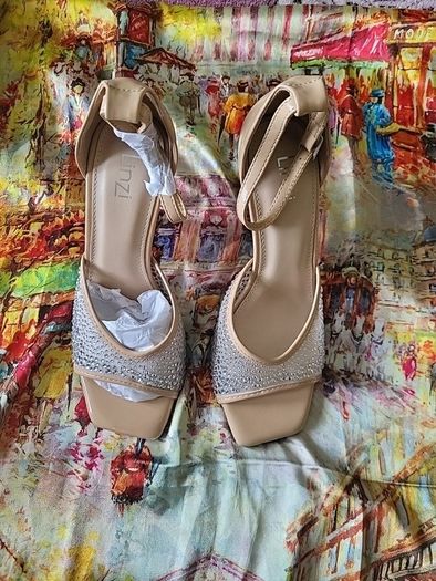 Stiletto heels Linzi