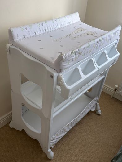Changing table