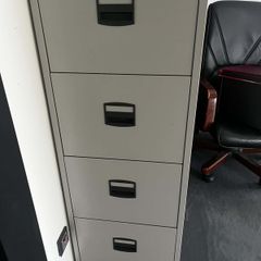 Filing Cabinet with key collection only Westport