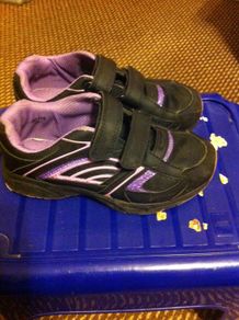 Girls trainers