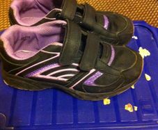 Girls trainers