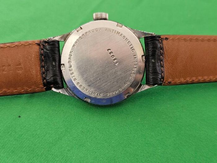 Vintage Swiss Made Avia Cadet Mechanical Wind up Swiss Watch 1960s