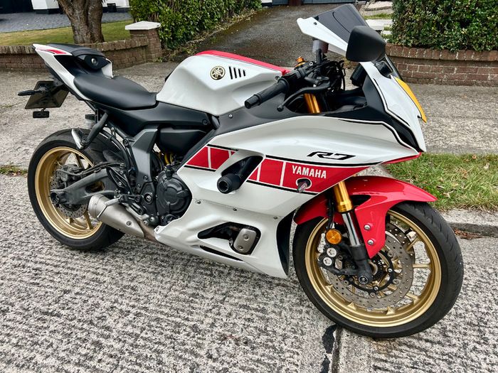 2022 Yamaha R7 World GP 60th Anniversary Edition