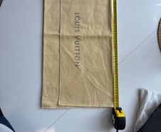 dust bag Louis Vuitton