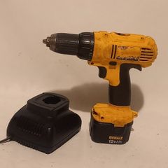 DeWalt Cordless Drill Set