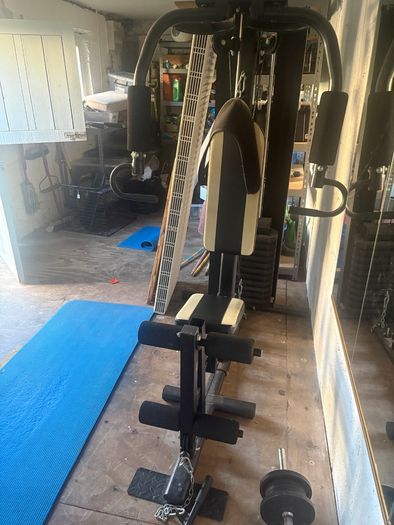 weightlifting/strengthlifting machine