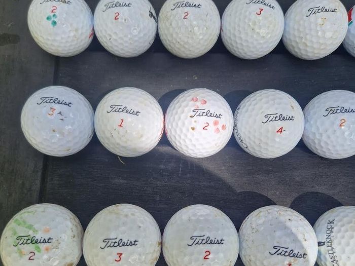 30 pre used Titleist golf balls