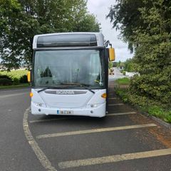 Bus