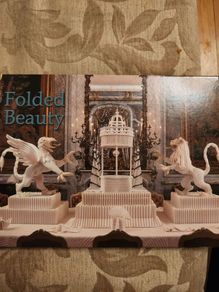 Folded Beauty. The Art Of Napkin Folding.  By John Sallas. Beautiful Illustrated Large Volume Hardbacks In Good Condition. 36.