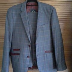 Marc Darcy Patrick Style 3 Piece Suit