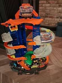 Hot Wheels Ultimate Garage