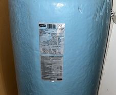 Hot water cylinder 42X18