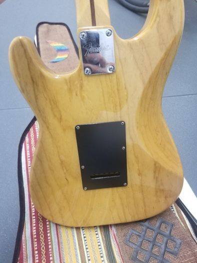 Lite Ash Korean Fender Strat 2004
