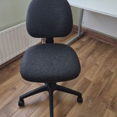 Desk chair