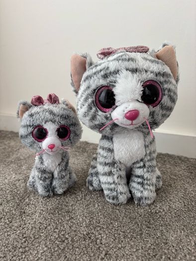 kitties mummy and baby kitty soft toys