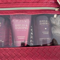 Baylis & Harding Limited Edition "Midnight Cherry" Luxury Vanity & Cosmetic Bag Set (Brand New)