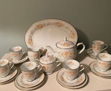 Noritake beautiful china 22 piece Japanese tea set