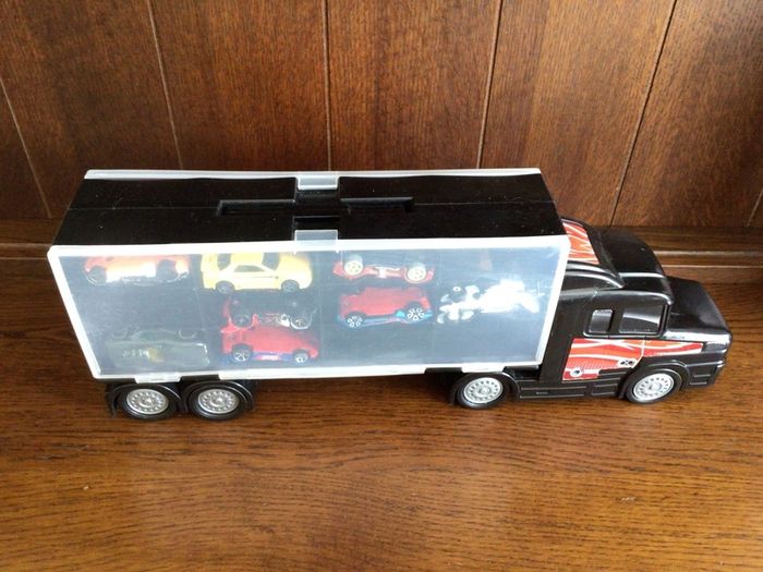 Car transporter carry case and hot wheels cars bundle