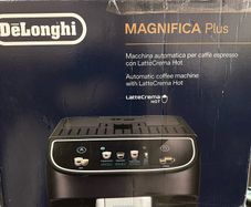 Delonghi Magnifica Plus coffe machine