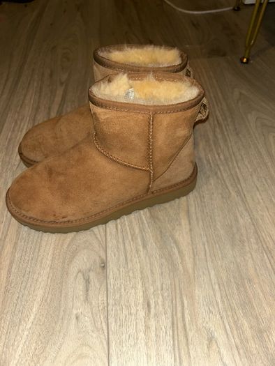 uggs classic mini