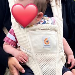 baby carrier