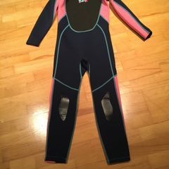 Children's Wetsuit, size 11-12 years