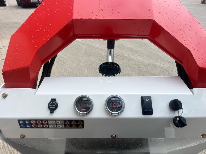 Mach pro mini skid steer