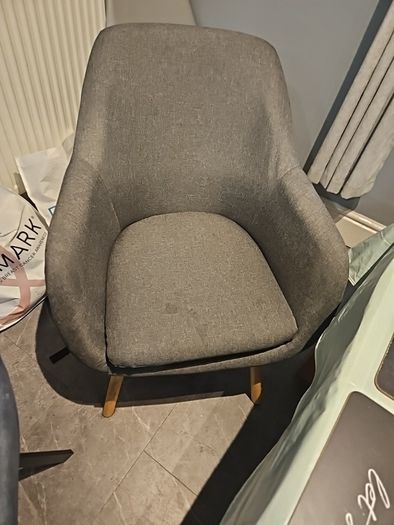 Extendable Dining table 8 chairs