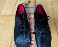 Boy reel irish dancing shoes size 6 1/2