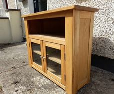 Tv Stand // Free