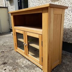 Tv Stand // Free