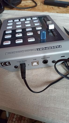 PreSonus Faderport USB DAW Transport Controller with Motorized Fader