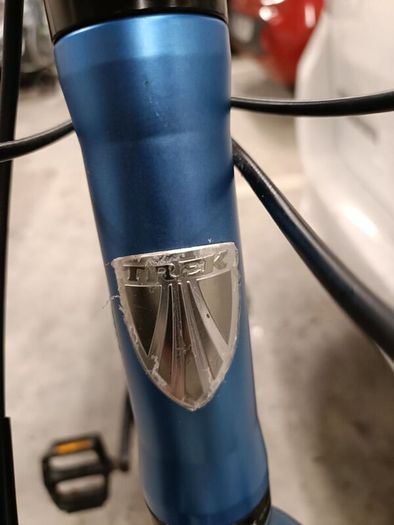 New Trek size M hybrid bike.