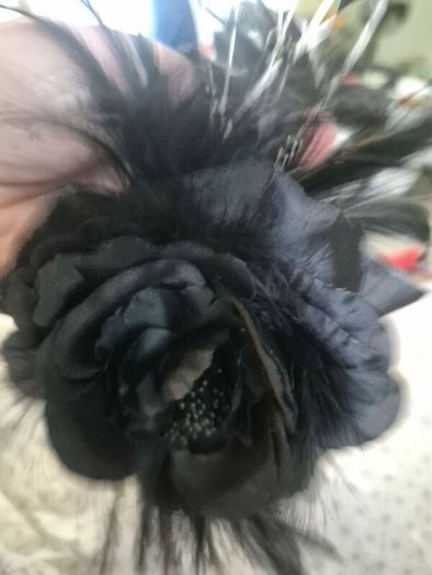 Wedding hairband.