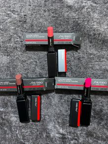 SHISEIDO Colorgel Lip Balm brand new
