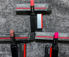 SHISEIDO Colorgel Lip Balm brand new