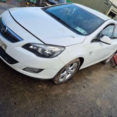Parts for Opel / Vauxhall Astra J 10-15 @ OCG