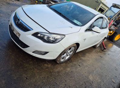 Parts for Opel / Vauxhall Astra J 10-15 @ OCG