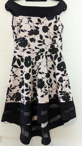 beautiful floral dress from Quiz.