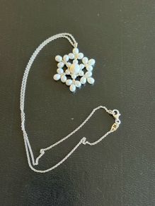 silver necklace with natural pearls