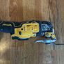 Dewalt muiltytool dcs355 with 4 amp battery Image 2
