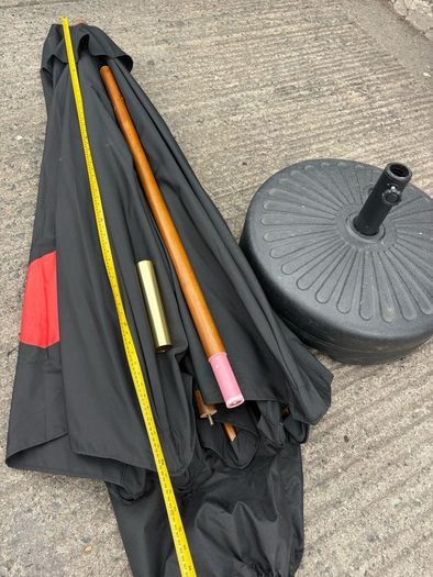 Diameter 3m Solid hardwood Garden Parasol with heavy-duty Base