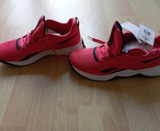 Sports Shoes