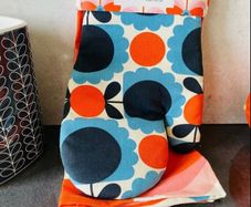 Orla Kiely Tea Towel and Oven Glove set BN