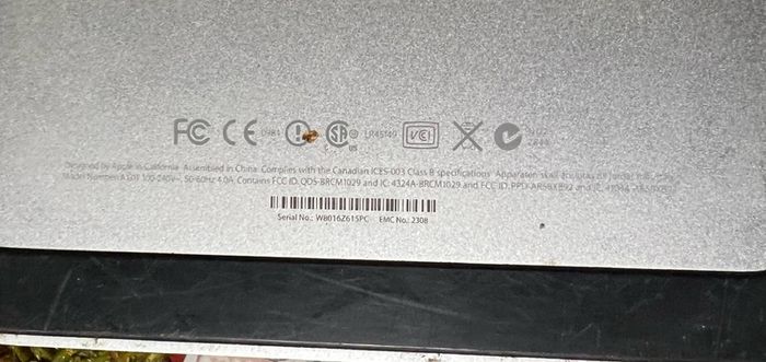 iMac 21.5" 2009 Model 4GB Ram & 500gb HDD ( pls Read Discerption first)