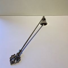 Metal candle snuffer