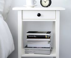 2 x Hemnes bedside table / lockers white