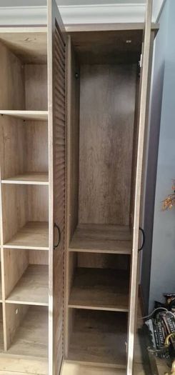 JYSK MANDERUP 3-door wardrobe in a wild oak finish, featuring slatted-style louvered doors.